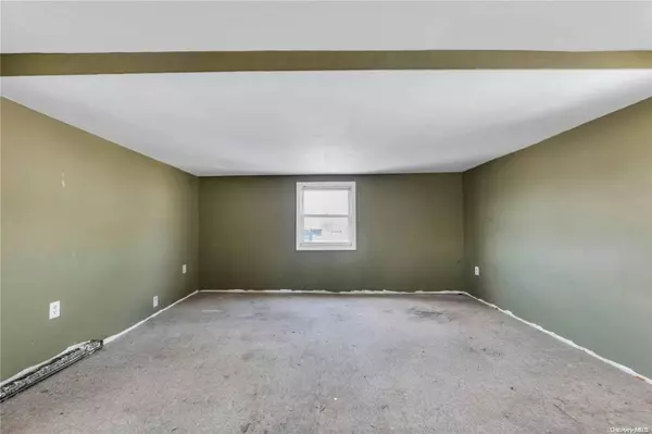 Howard Beach, NY 11414,44 Broadway