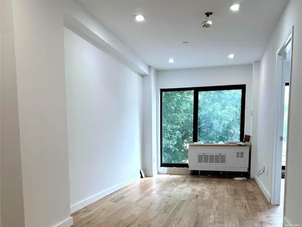 444 Graham AVE #3G, Brooklyn, NY 11211