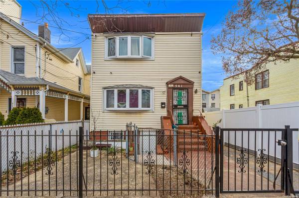 541 Shepherd Ave, Brooklyn, NY 11208