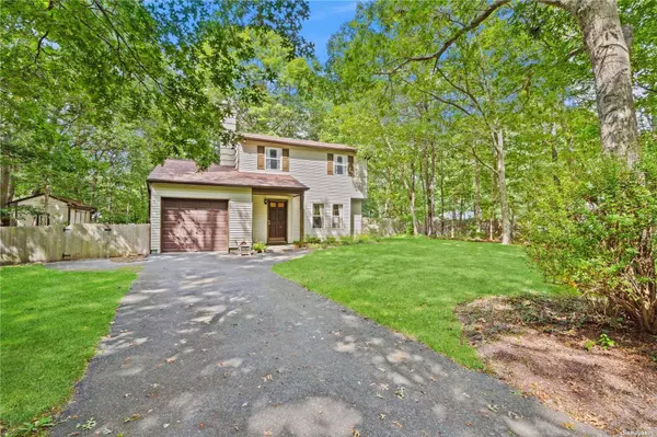 Manorville, NY 11949,32 Golf Club CIR