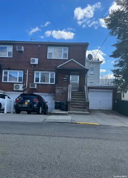 117-14 9th AVE, College Point, NY 11356