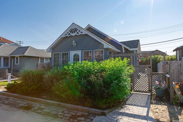 956 Surfview WALK, Ocean Beach, NY 11770