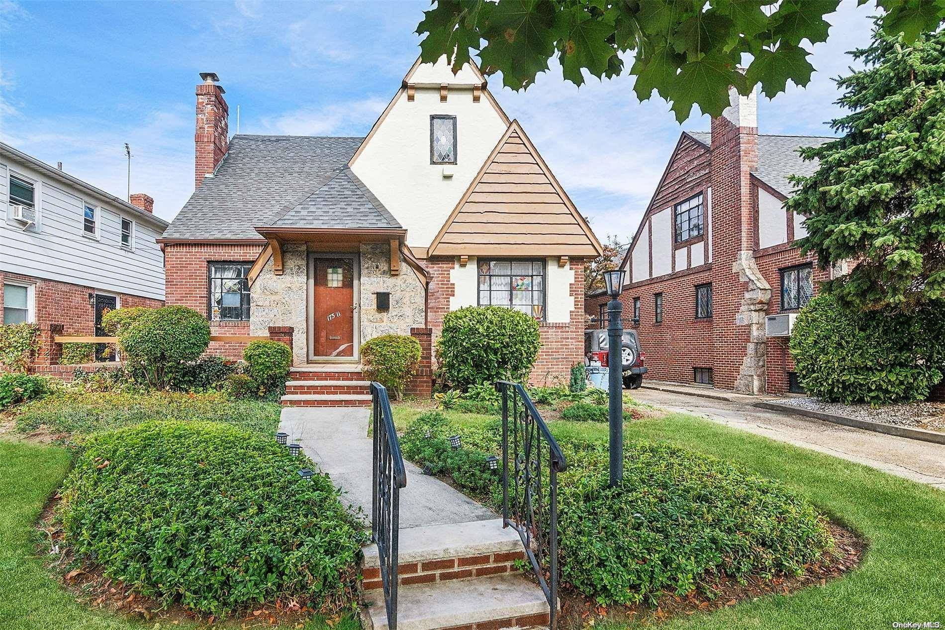 173-11 Mayfield RD, Jamaica Estates, NY 11432