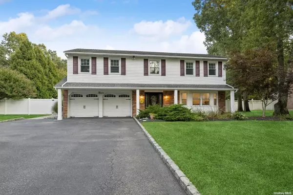 Nesconset, NY 11767,12 Stone Edge LN