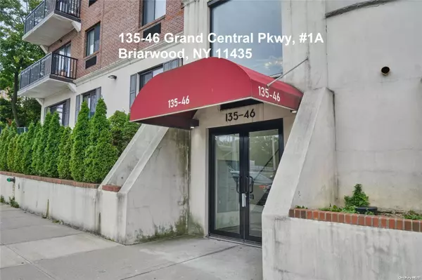 Briarwood, NY 11435,135-46 Grand Central Pkwy #1A