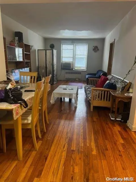 Forest Hills, NY 11375,71-11 Yellowstone BLVD #2D