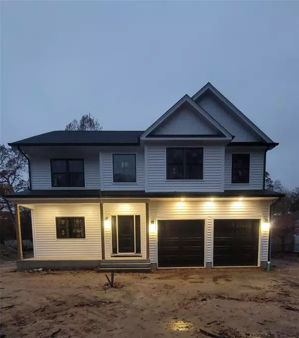 East Islip, NY 11730,106 Schoolhouse RD