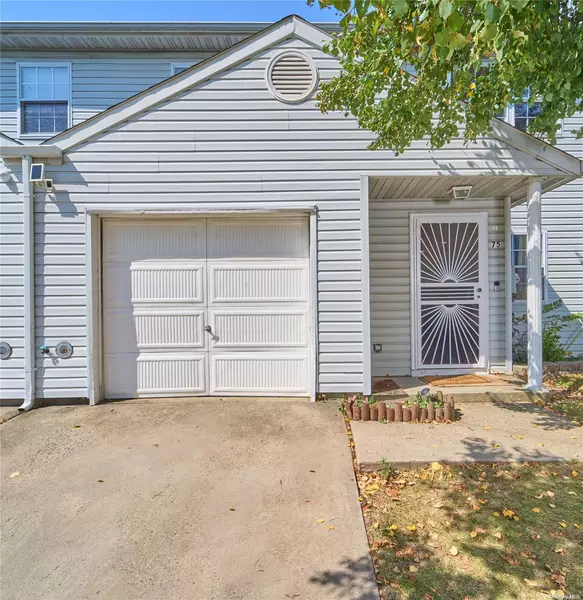 75 Baldwin RD, Hempstead, NY 11550