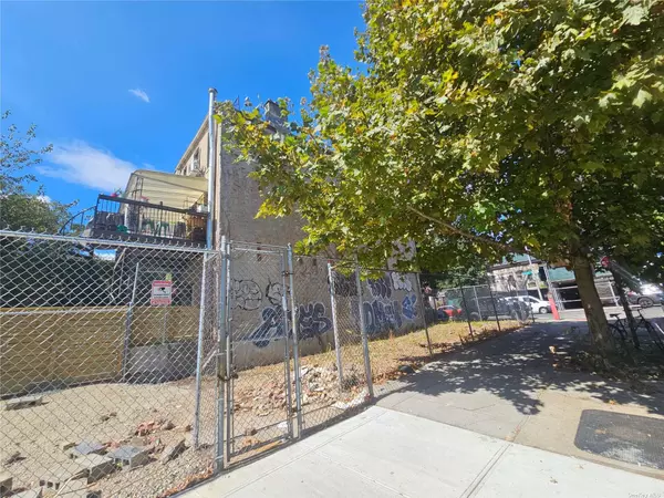 Brooklyn, NY 11233,1342 Herkimer ST #2