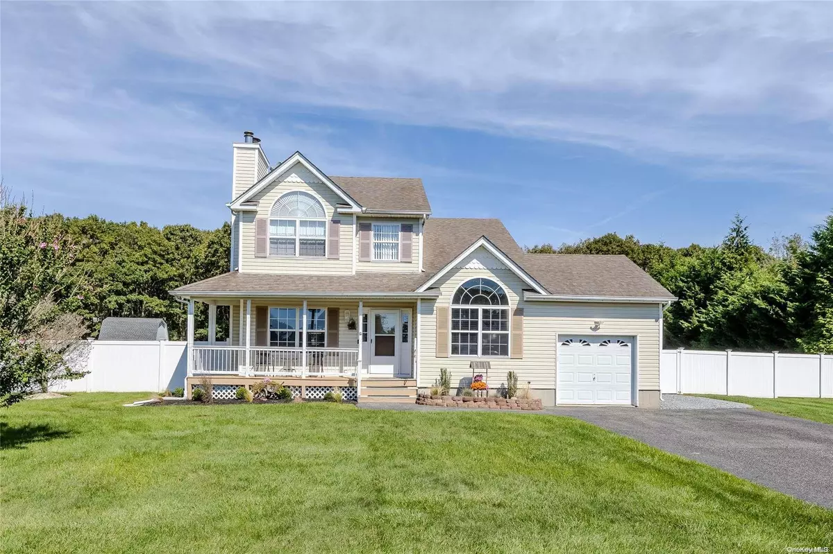 Center Moriches, NY 11934,5 Apple Cider LN