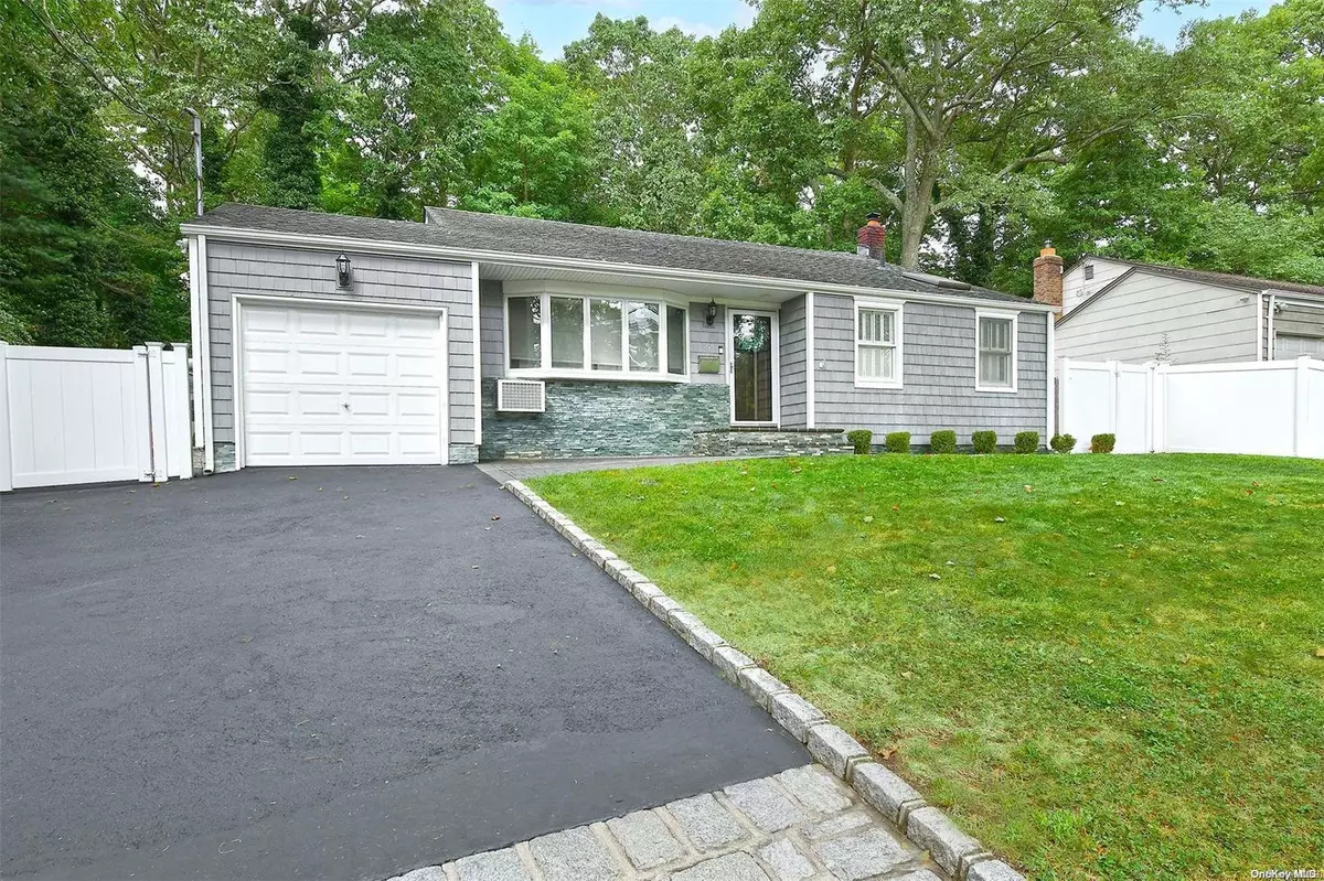 Huntington Station, NY 11746,5 Via Continental