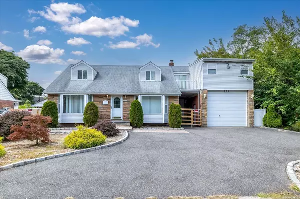 Carle Place, NY 11514,306 Glen Cove RD