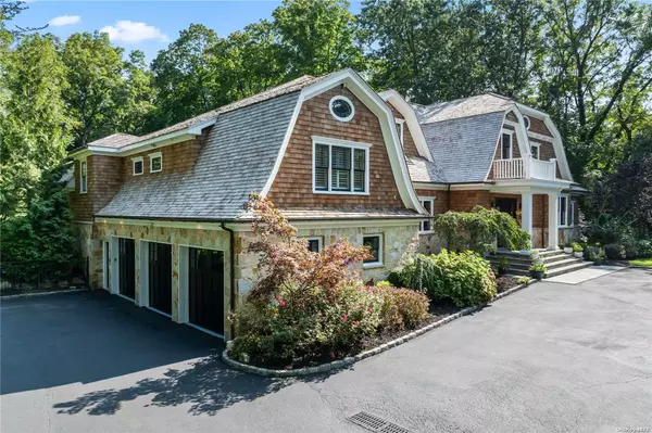 Old Westbury, NY 11568,119 Wheatley RD