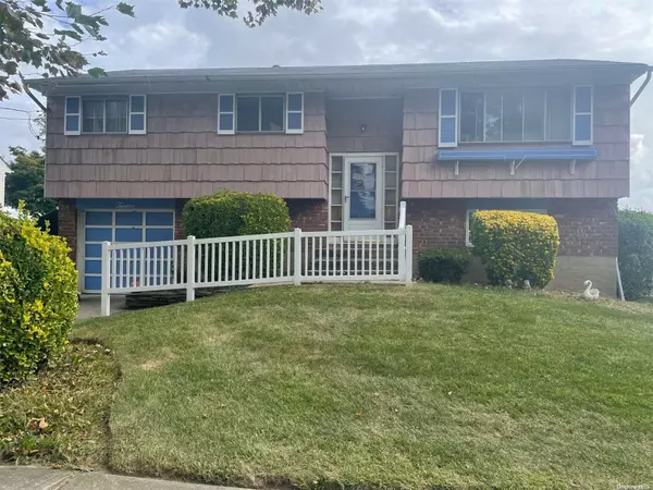 Commack, NY 11725,12 Karen PL