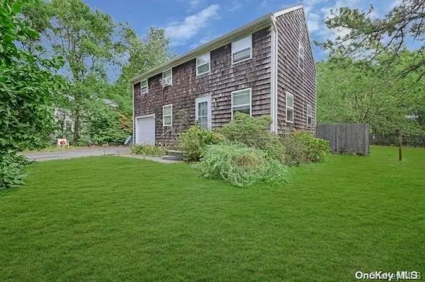 East Quogue, NY 11942,6 Corbett CT