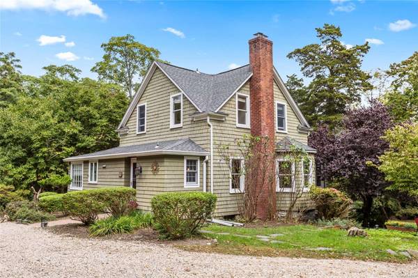 Setauket, NY 11733,8 Lake ST