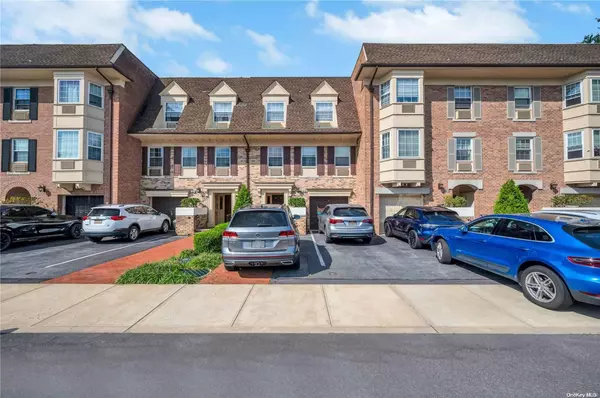 12-30 Estates LN #1136, Bayside, NY 11360