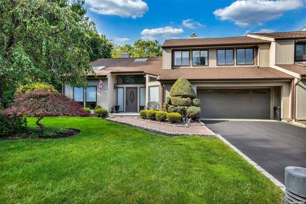 6 Southwood CT #6, Bay Shore, NY 11706