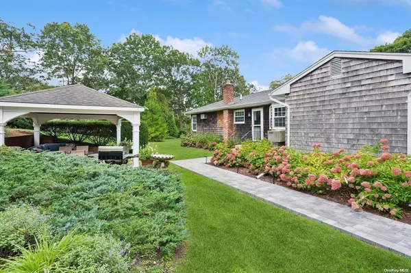 Sag Harbor, NY 11963,15 Joels LN