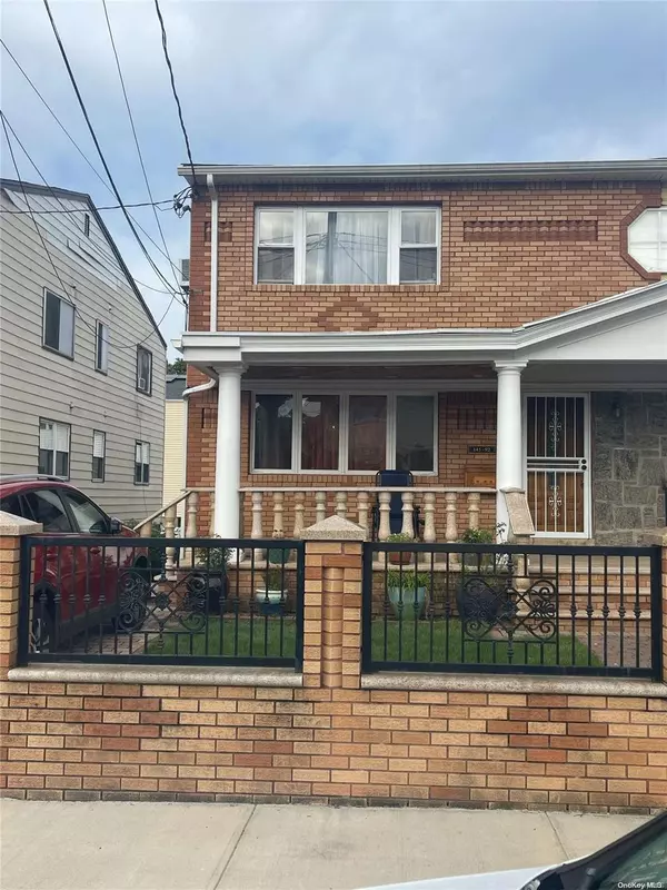 Springfield Gardens, NY 11413,145-92 224th ST