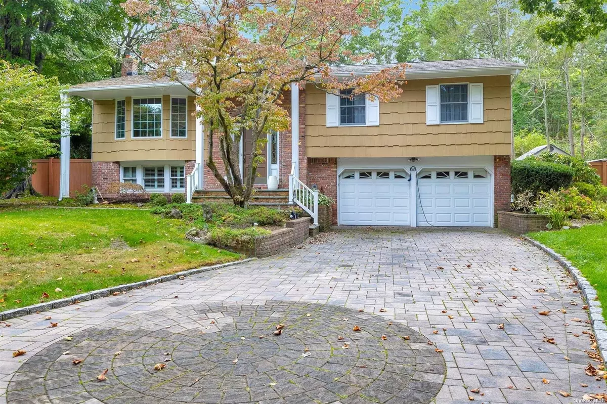 Commack, NY 11725,66 Gannet DR