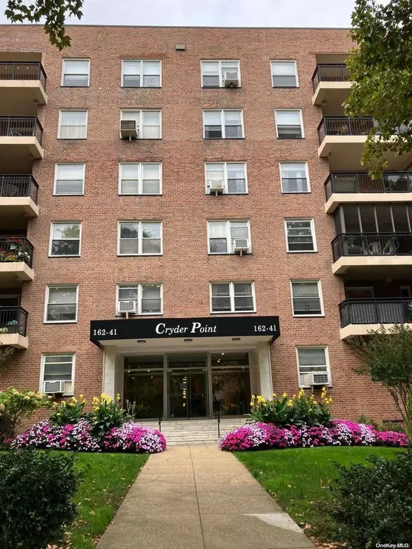 Beechhurst, NY 11357,162-41 Powells Cove BLVD #2-0