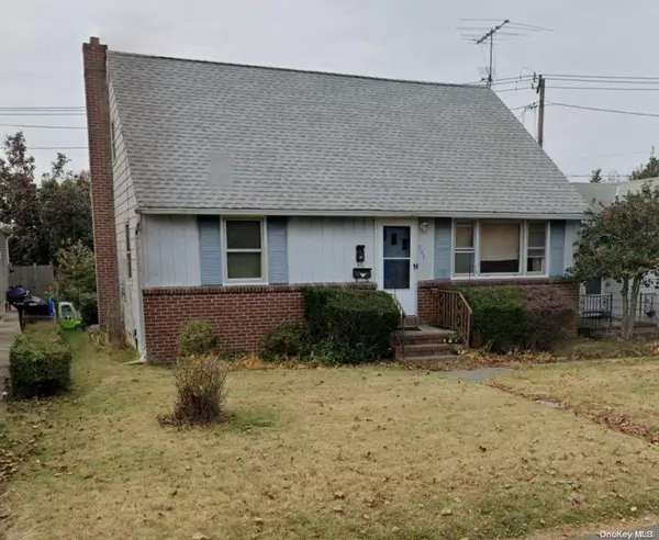 Lindenhurst, NY 11757,333 N 7th ST