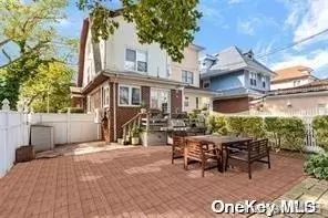 Bay Ridge, NY 11209,7523 Narrows AVE