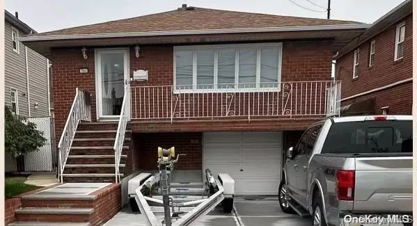 Howard Beach, NY 11414,Address not disclosed