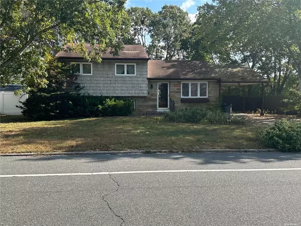 378 Eastwood BLVD, Centereach, NY 11720