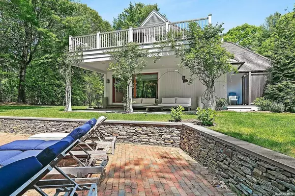 East Hampton, NY 11937,1 Koala LN