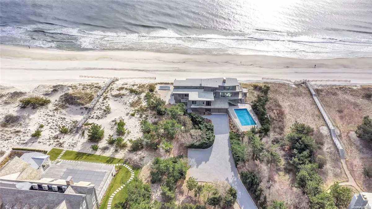 Quogue, NY 11959,222 Dune