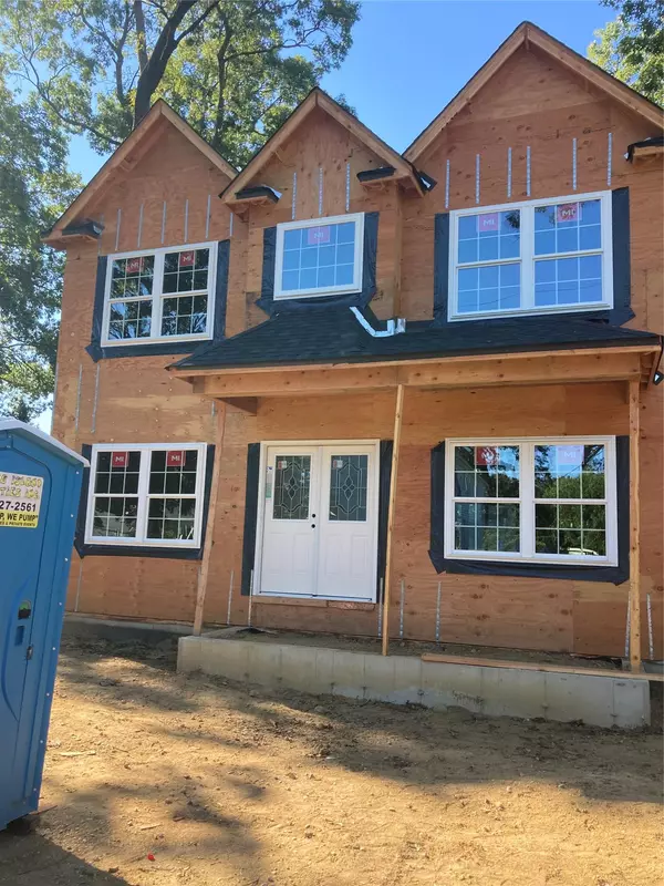 Massapequa, NY 11758,36 Michigan AVE