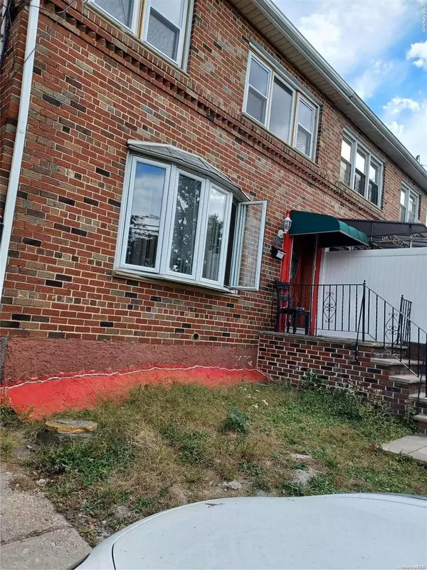 South Ozone Park, NY 11420,131-15 130th ST