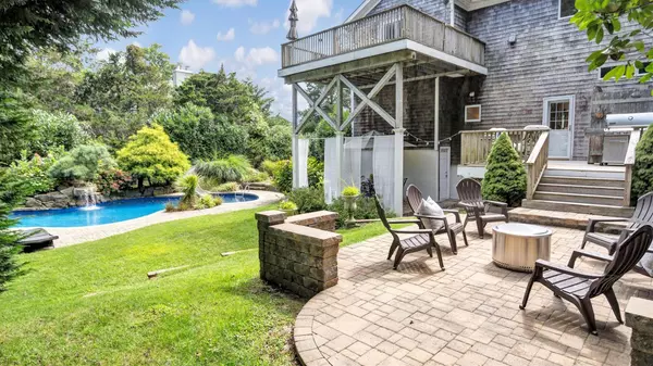 Southampton, NY 11968,25 Oceanview DR