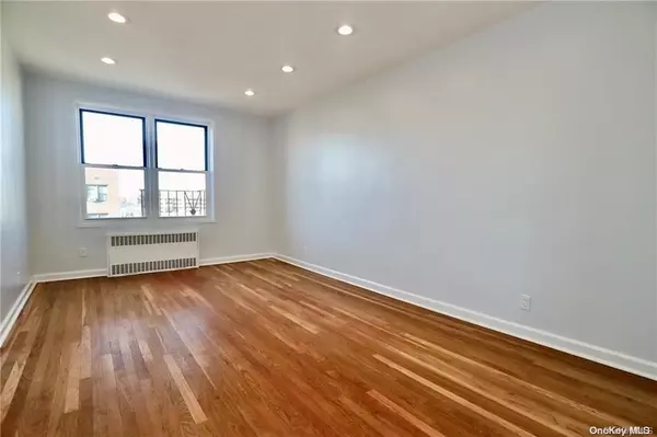 Brooklyn, NY 11235,3025 Ocean AVE #6E