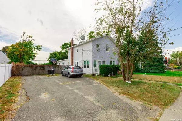 Patchogue, NY 11772,300 Oak ST