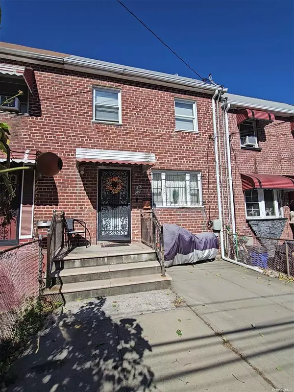 Jamaica, NY 11433,153-07 Arlington TER