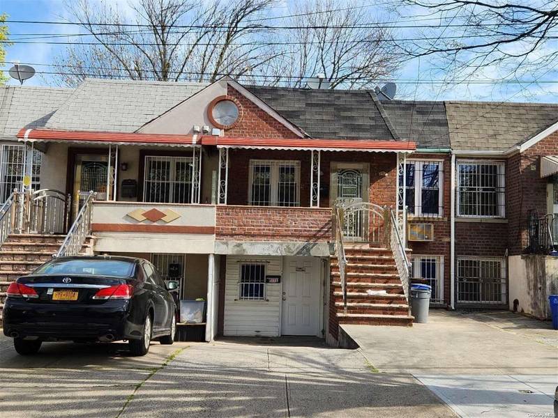 155-17 65th AVE, Flushing, NY 11367