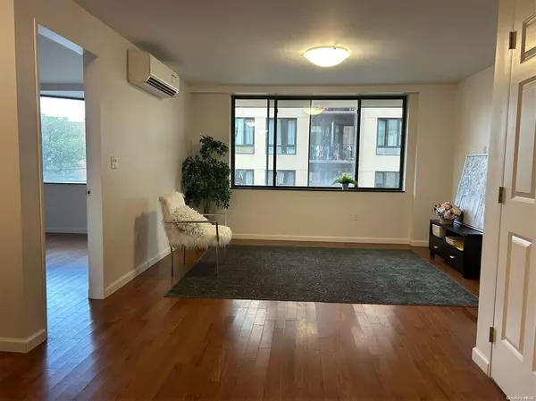 Flushing, NY 11355,136-46 41st AVE #2A