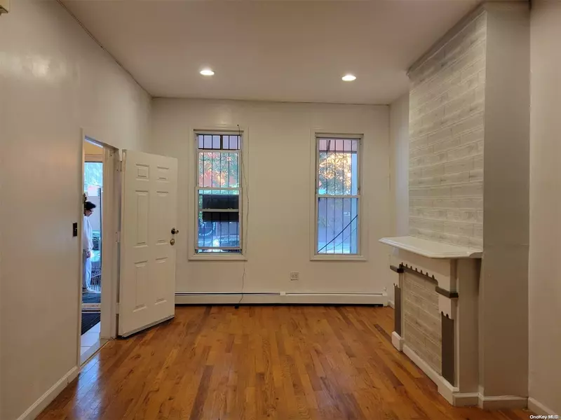 1082 Decatur ST #1, Brooklyn, NY 11207