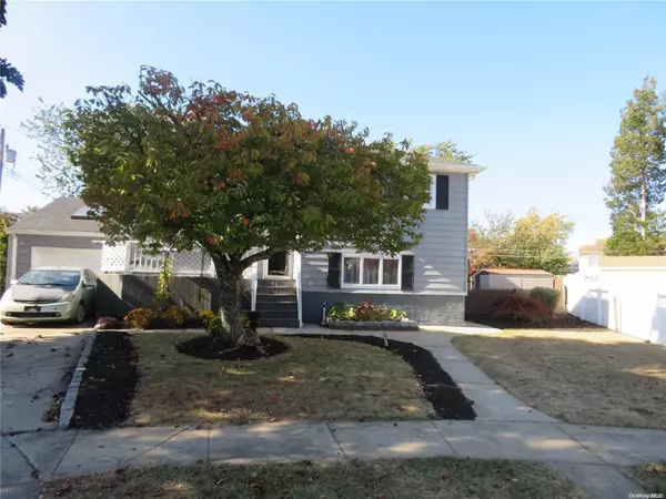 Massapequa, NY 11758,9 Fair CT