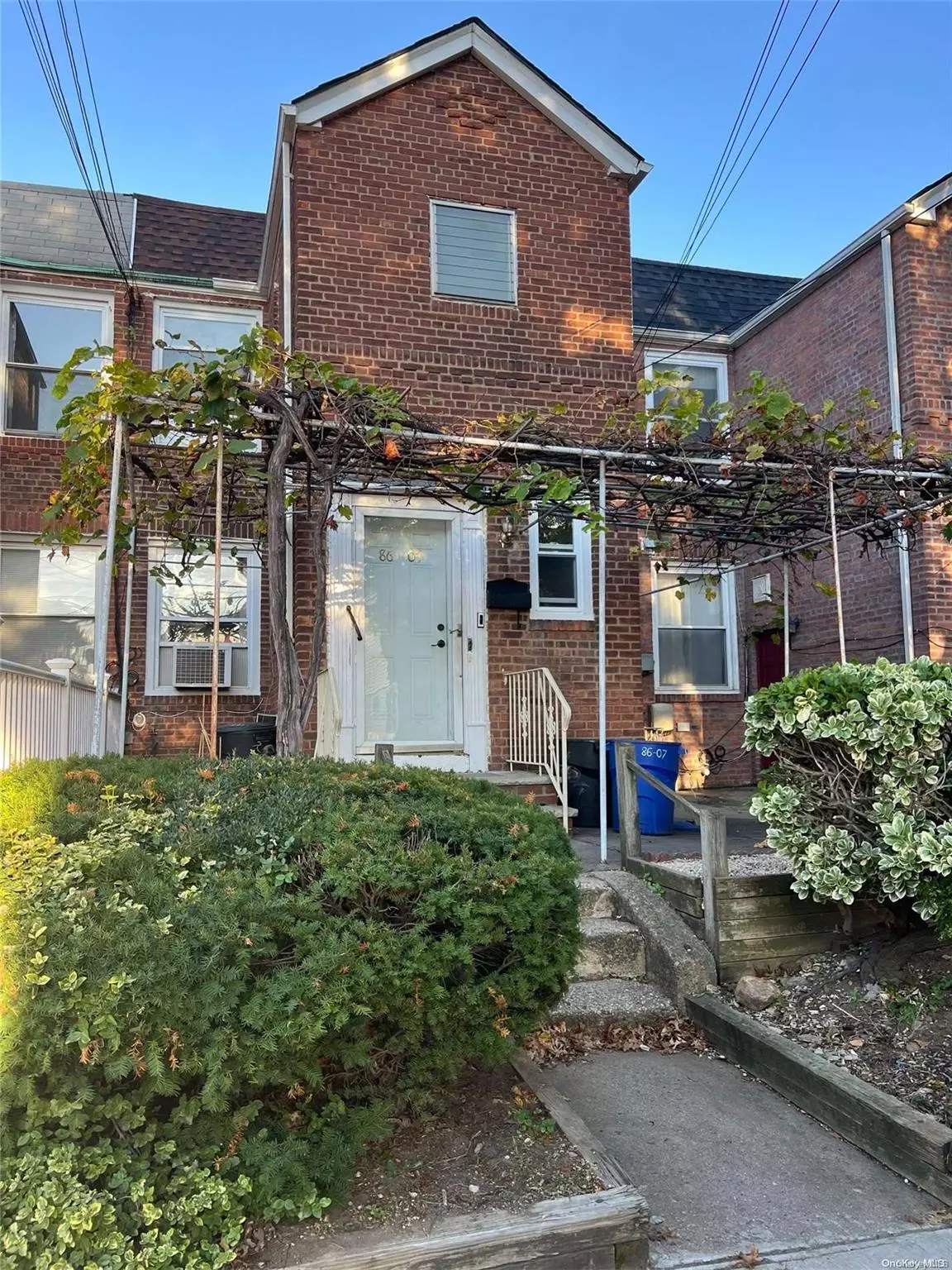 Queens Village, NY 11427,86-07 233rd ST #2A