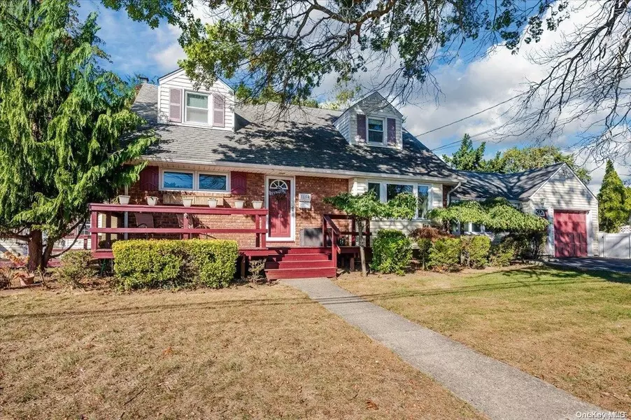 1154 Maple AVE, South Hempstead, NY 11550