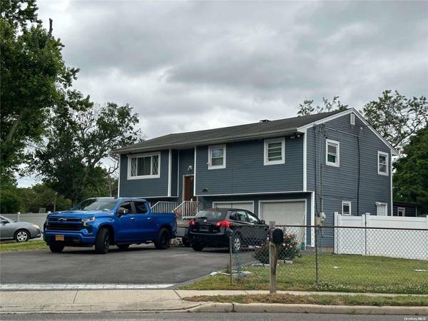 Central Islip, NY 11722,99 Calebs PATH