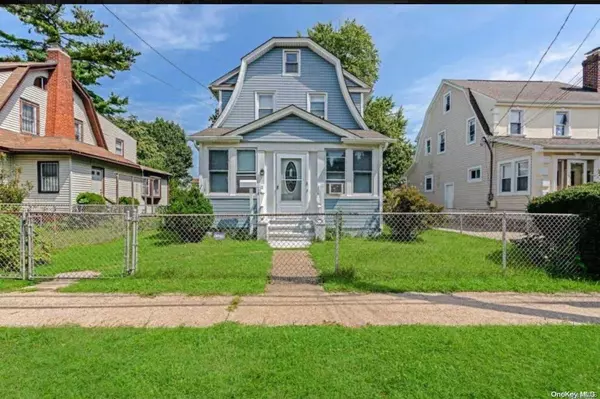 19 Hamilton, Hempstead, NY 11550