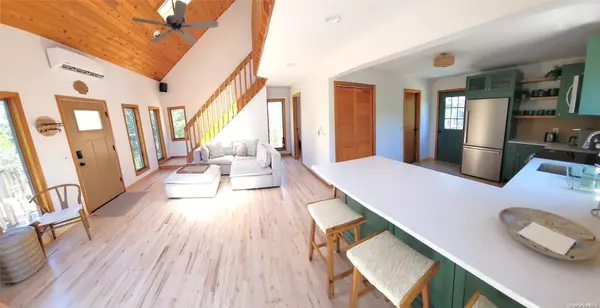 Fair Harbor, NY 11706,25 5th