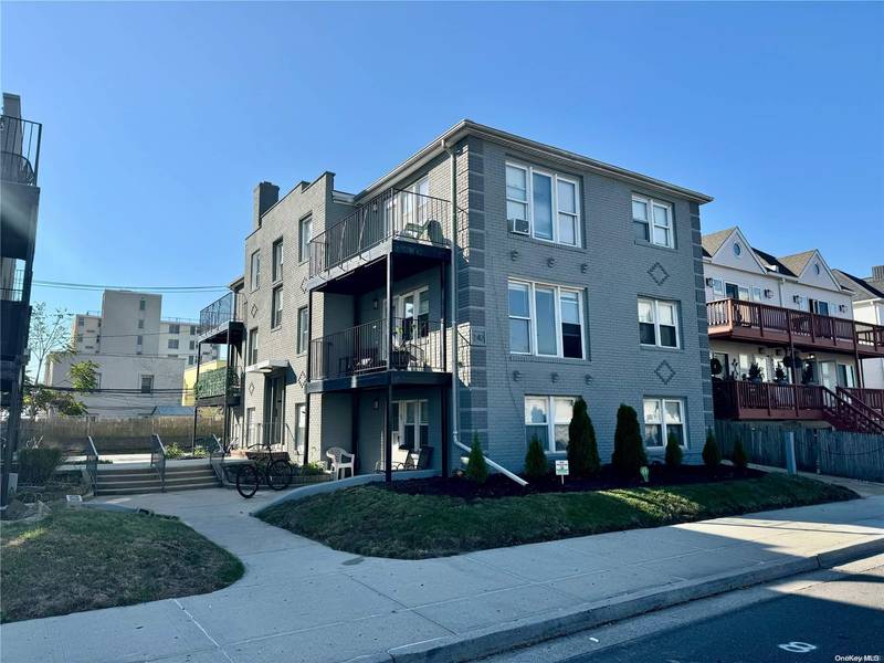 242 E Broadway #4, Long Beach, NY 11561