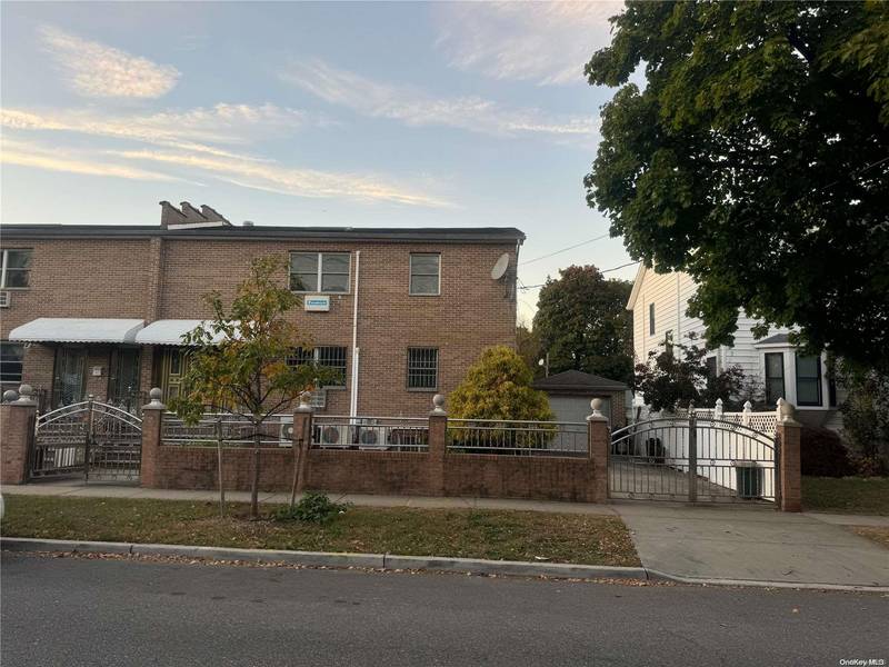 214-27 38th AVE, Bayside, NY 11361