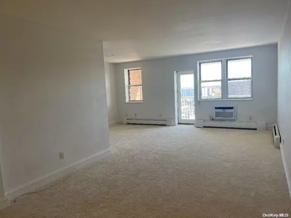 Long Beach, NY 11561,55 Monroe BLVD #6j